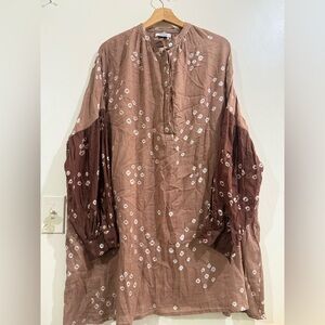 V.DE.VINSTER Boho Long-Sleeve Tunic Dress in Brown with Contrast Sleeves